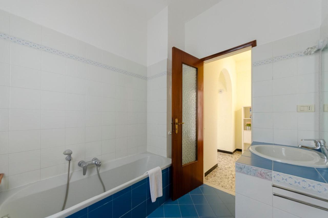 Joivy Family Flat With 3 Balconies, 10 Min To Beach モネーリア エクステリア 写真
