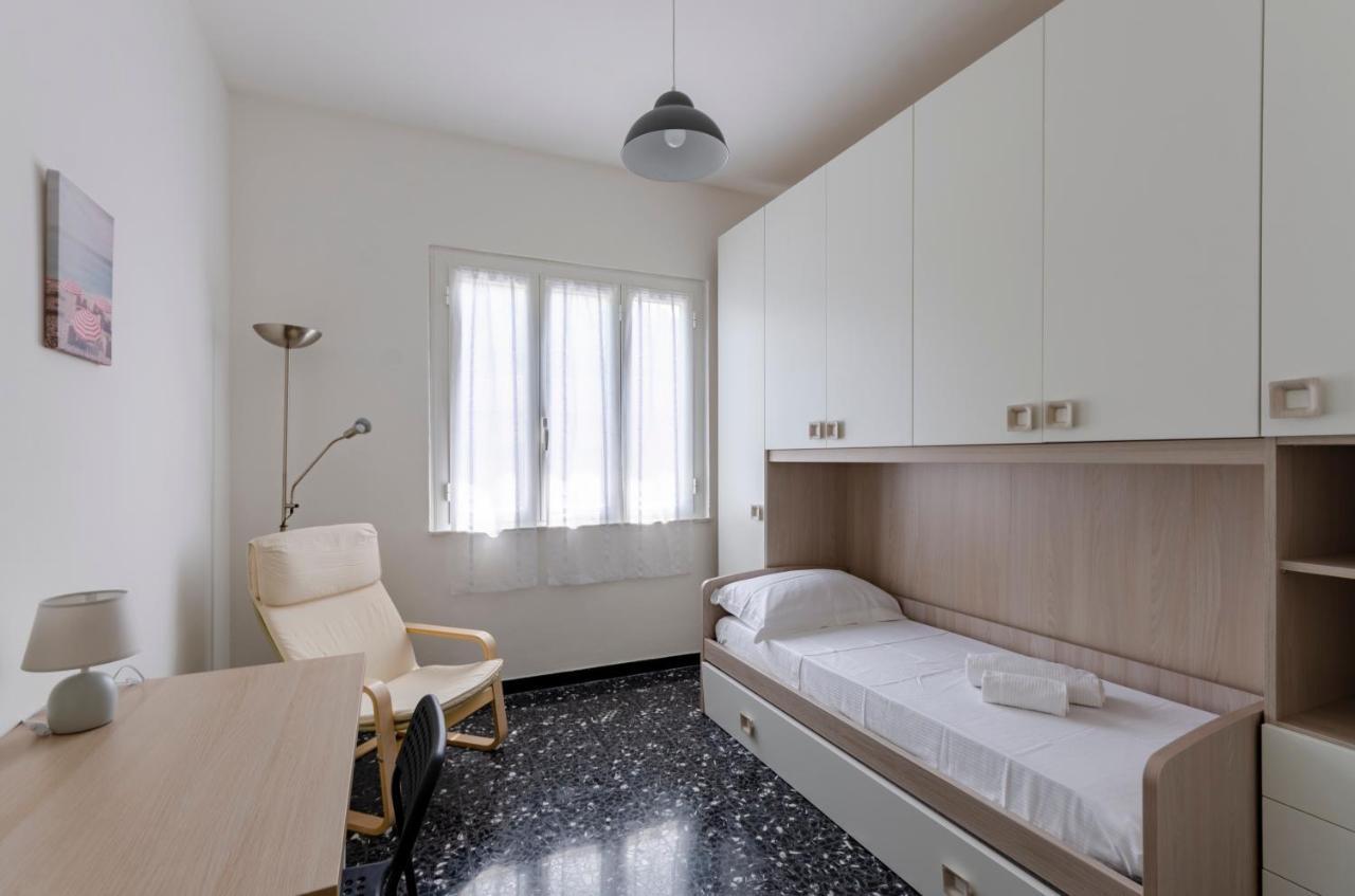 Joivy Family Flat With 3 Balconies, 10 Min To Beach モネーリア エクステリア 写真